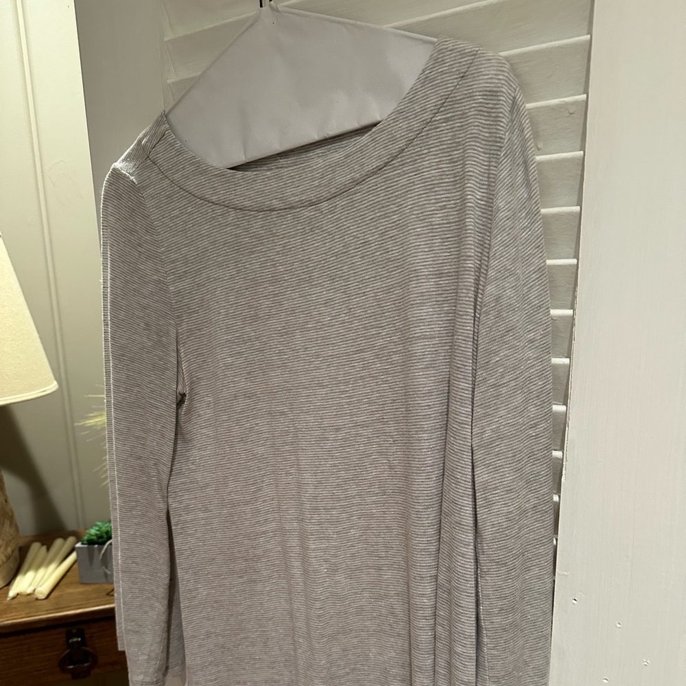 Eileen Fisher top